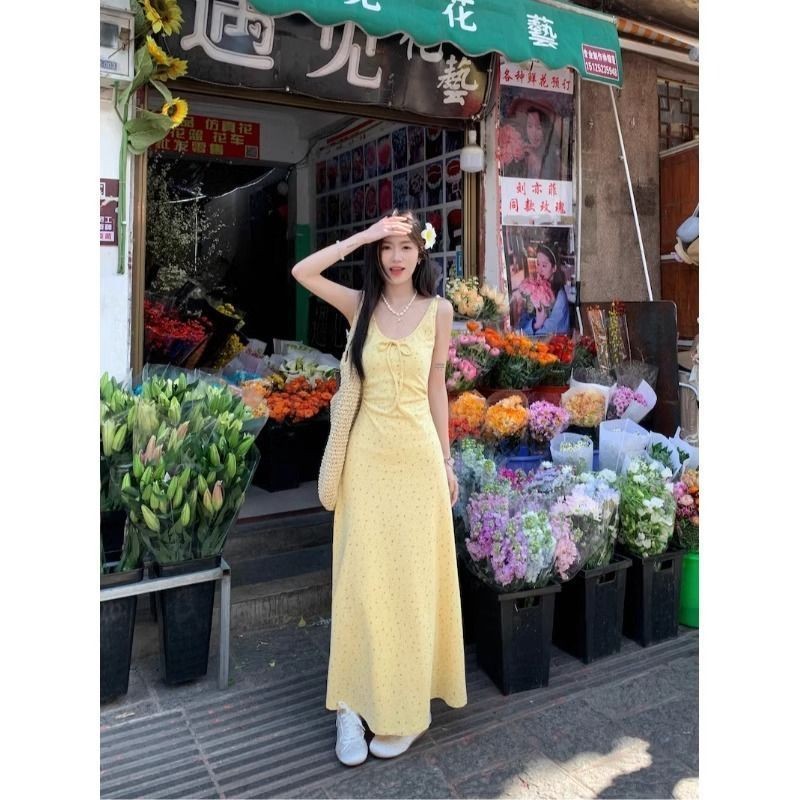 ชุดเดรสลายดอกไม้สีเหลืองแขนกุด สไตล์หวานฝรั่งเศส รัดเอว ทรง A-Line สําหรับผู้หญิง Guanwei HCVK