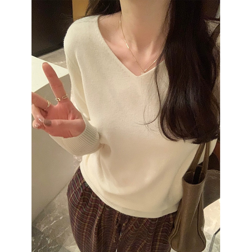 เสื้อยืดคอวีแขนยาวตัดแต่งเอวอเนกประสงค์