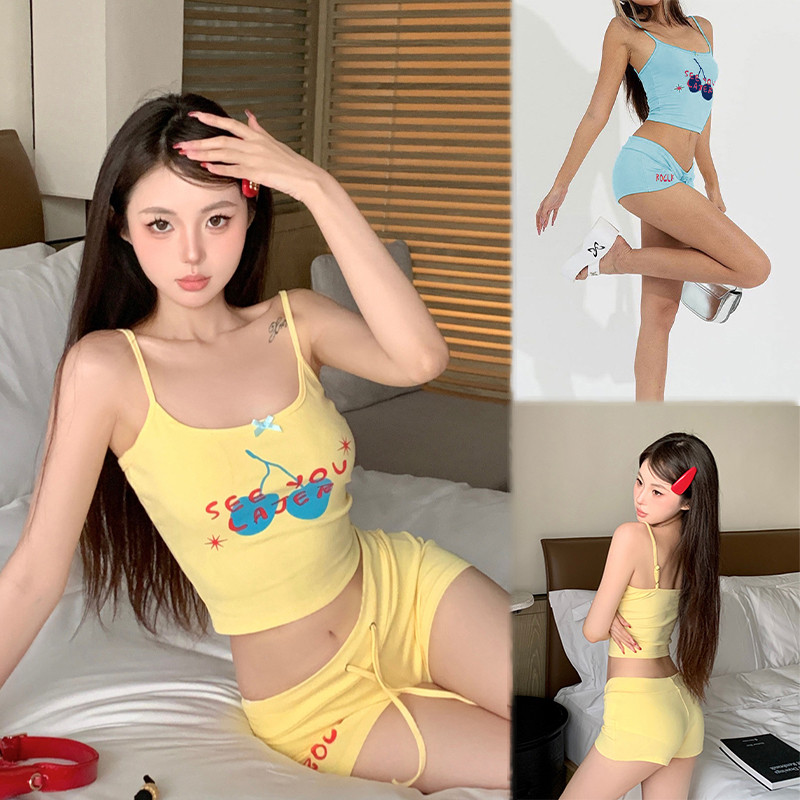 swim girl ชุดว่ายน้ำผู้หญิง เสื้อสายเดี่ยว+กางเกงขาสั้นเอวสูง เซ็ต2ชิ้น ชุดเที่ยวทะเล beach