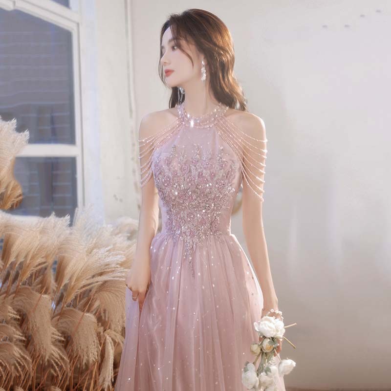 ชุดราตรีสีชมพูหญิงสไตล์ใหม่ 2025 ฤดูร้อนฤดูใบไม้ร่วง Classy คนดังหรูหราจัดเลี้ยงเพื่อนเจ้าสาวหมั้นชุดโฮสต์วันเกิด