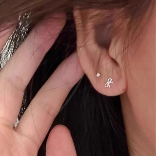 We Flower S925 เงินน่ารักโบว์ขนาดเล็ก Pierced สกรูต่างหูผู้หญิงหญิง Hypoallergenic หู Studs เครื่องประดับของขวัญ