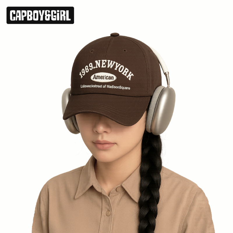 ( พร้อมส่ง ) หมวกเบสบอล หมวกแก๊ป ลายปัก แฟชั่นเกาหลี ผู้ชายผู้หญิง สีน้ำตาล - รูปที่ 2