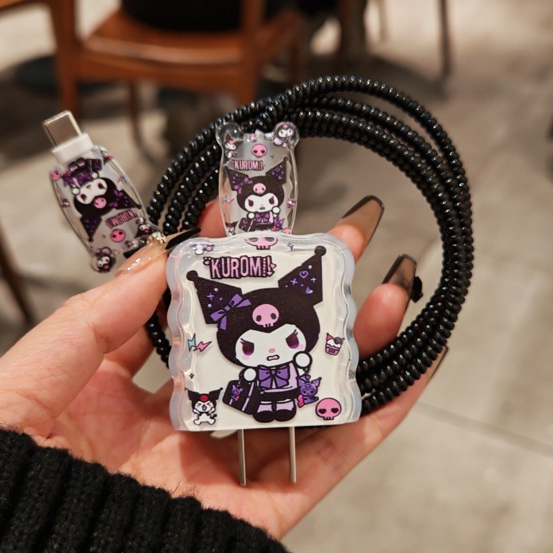 Kuromi 4 ชิ้น/เซ็ตน่ารักการ์ตูนสายชาร์จป้องกันกรณีเหมาะสําหรับ iPhone 18w 20w