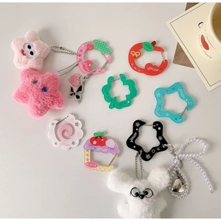 ส่งด่วน! พวงกุญแจตะขอ พวงกุญแจห้อยตุ๊กตา พวงกุญแจห้อยCharm เป็นงานอะคริลิค รูปทรงน่ารักมีหลายแบบ