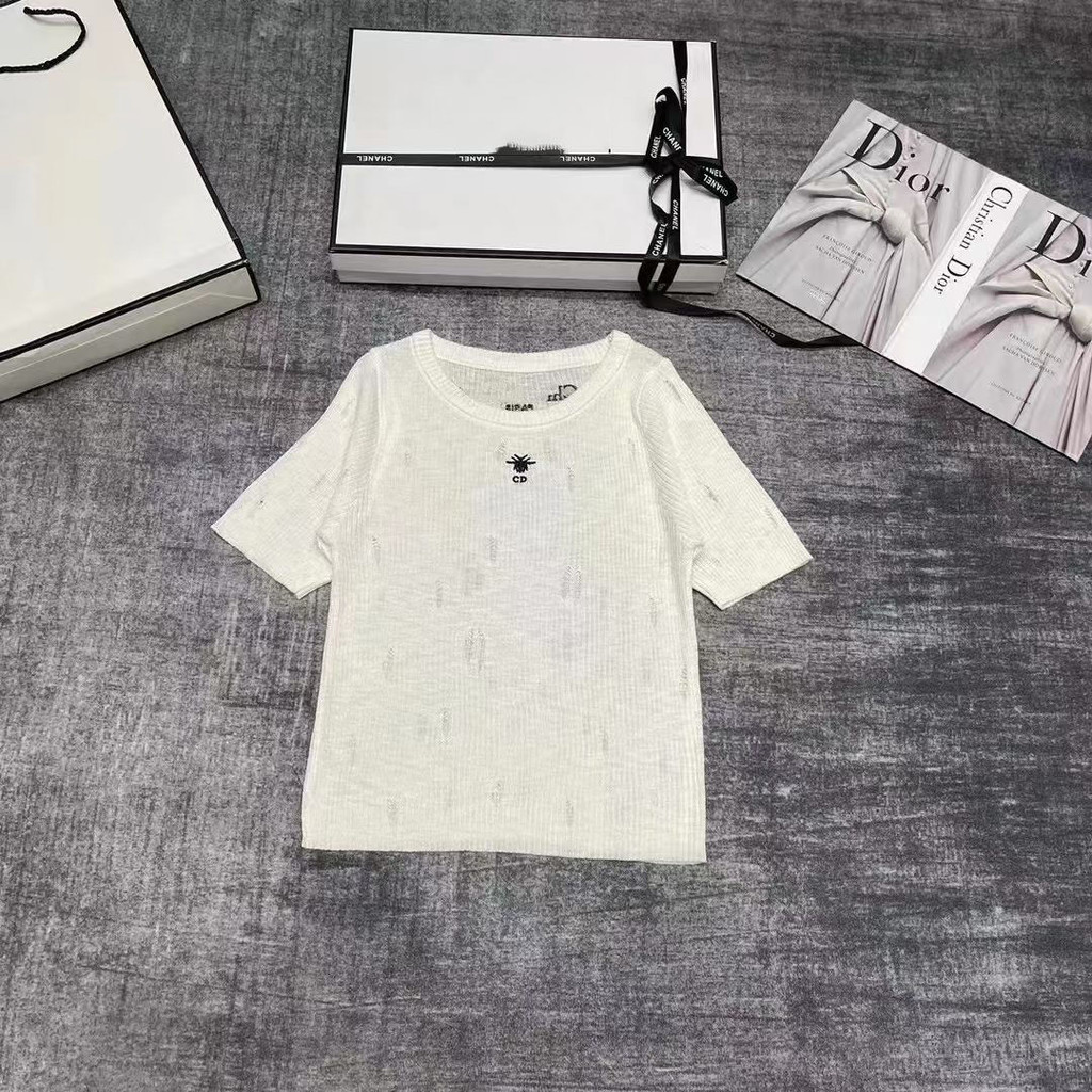 Dior เสื้อยืดแขนสั้นผ้าถักซีทรูปักลายผู้หญิง