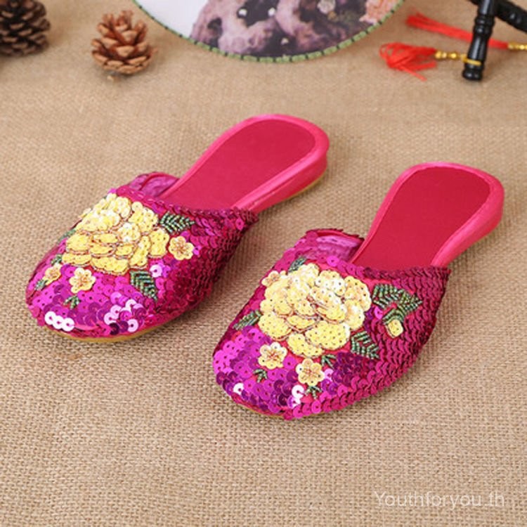 รองเท้า Nyonya ทำด้วยมือเลื่อมปักเลื่อมผ้าไหมหัวปิดพื้นนิ่มมีเอกลักษณ์ส่วนตัวรองเท้าแตะใส่ในบ้านชาติพันธุ์