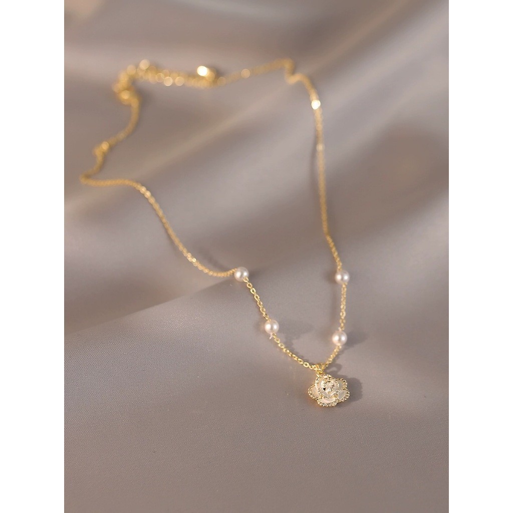 MAWAR ITL 1179 สร้อยคอทองคําลายดอกไม้กุหลาบสวยงามสําหรับผู้หญิง