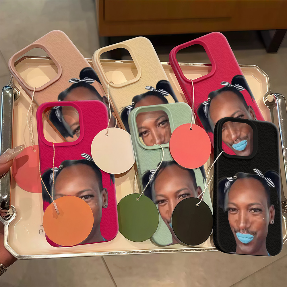 🦢สำหรับ iPhone 11 13 CASE FOR เคสไอโฟน 15 14 12 Pro Max 7 8 Plus X XR XS MAX เคสโทรศัพท์พื้นผิวลิ้นจี่ ตลกคู่หางม้า ชาย - รูปที่ 2