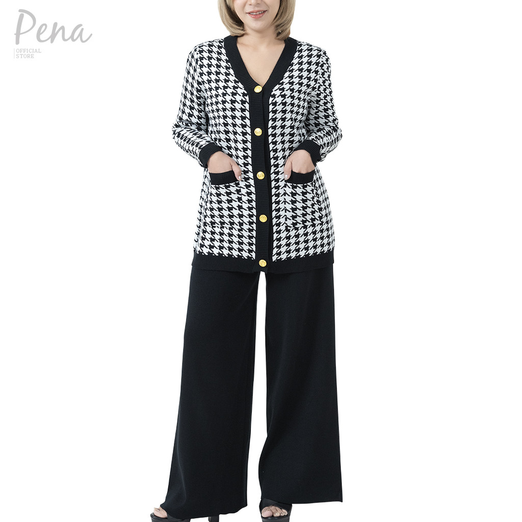 Pena house ชุดเซตนิตแวร์ (Knitwear)เสื้อคลุมแขนยาว และกางเกงขายาว PWLW112403
