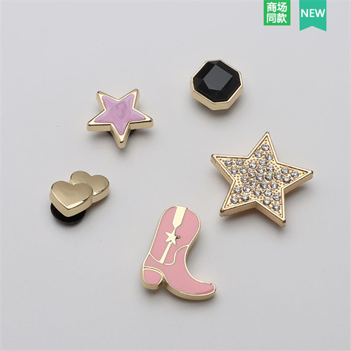 Crocs Jibbitz Metal Jibbitz Pearl Chain Shoe Buckle charm crocs High-grade Metal Heart Hole Shoe Accessories