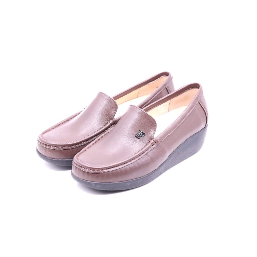 Hush Puppies รองเท้าผู้หญิง รุ่น HP 8WDFI0514F - สีน้ำตาล