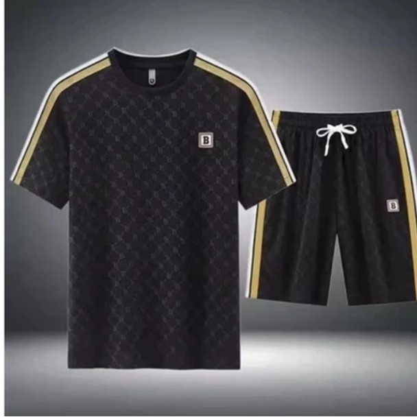 ผู้ชายฤดูร้อนสไตล์ใหม่ระดับไฮเอนด์หลวมทุกการแข่งขันชุดลําลอง