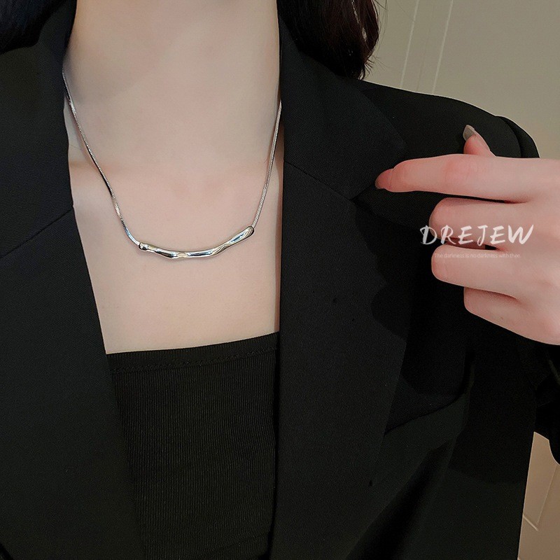 เดรช เกาหลีผิดปกติจีบเรขาคณิตสร้อยคอโลหะลมเย็นกระดูกไหปลาร้าโซ่บุคลิกภาพอารมณ์เค้นคอสร้อยคอขายส่งผู้หญิง