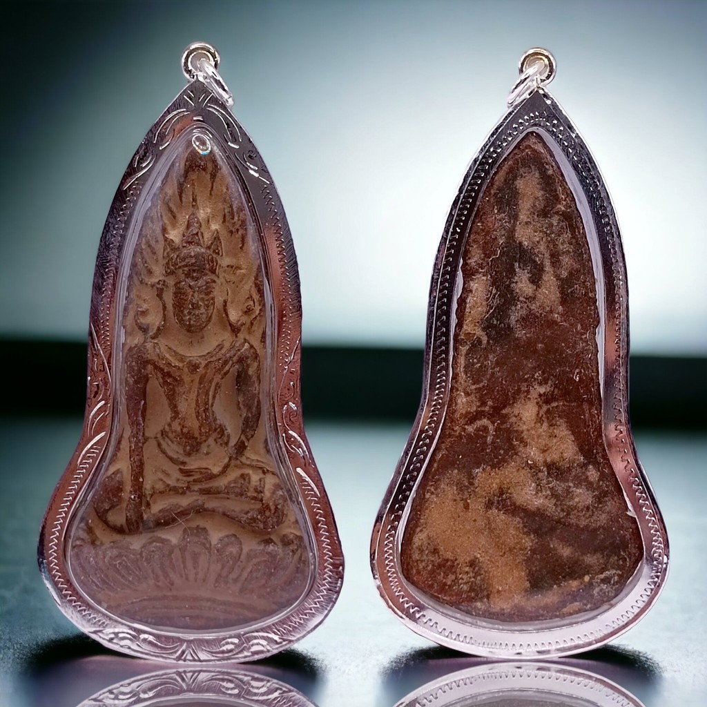 K988 พระโคนสมอ ปางมารวิชัย วัดพระศรีมหาธาตุ อยุธยา เนื้อชินสนิมแดง องค์ใหญ่ ขนาด 8x4.5 cm. พร้อมส่ง