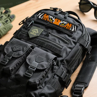 Cool Tiger Gazing Eyes Head Python Eyes Cat Eye ยุทธวิธี Patch Emblem Badge Hook Loop สําหรับกระเป๋าเป้สะพายหลัง, เสื้อกั๊ก, หมวกกันน็อค, เกียร์, ชุด