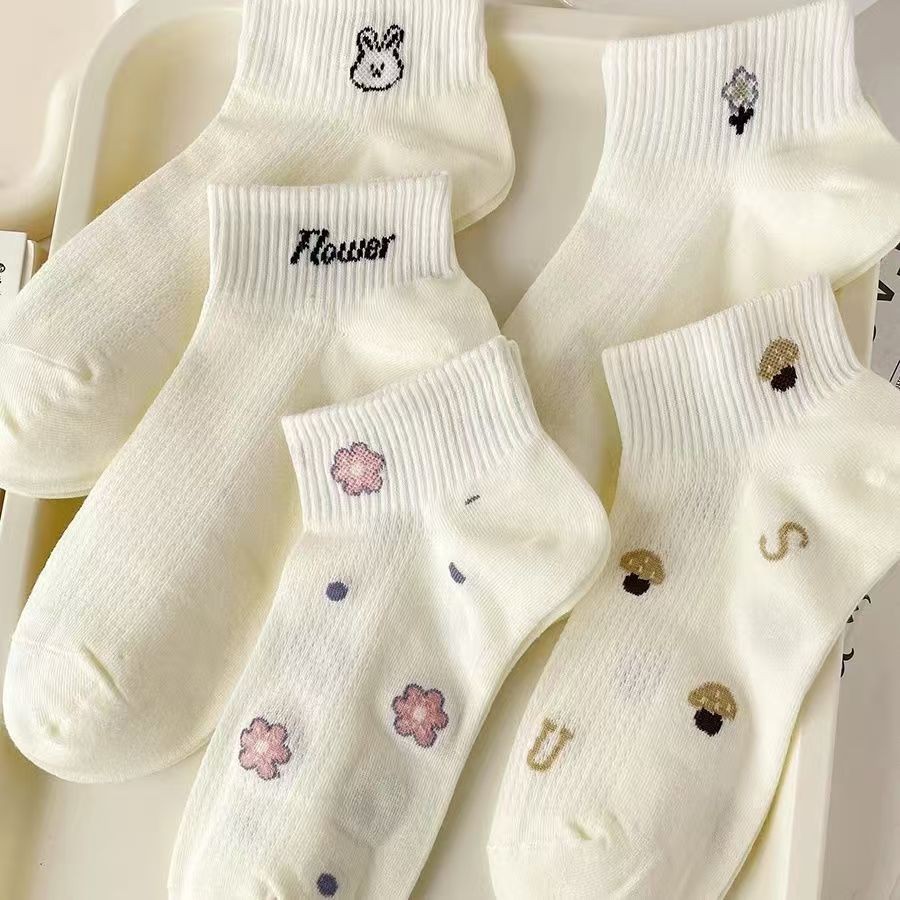 MODEMFASHION ถุงเท้าข้อสั้น (5สี/10คู่) ถุงเท้าแฟชั่น เนื้อผ้านุ่ม ลายกระต่ายดำ NO.B119