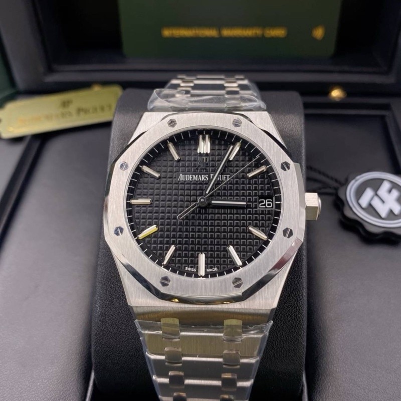 นาฬิกา AP  ROYAL OAK Ref  15500 งาน Top Swiss โรงงาน zf ใส่สลับแท้ ตรงปก สินค้าพร้อมส่งครับ