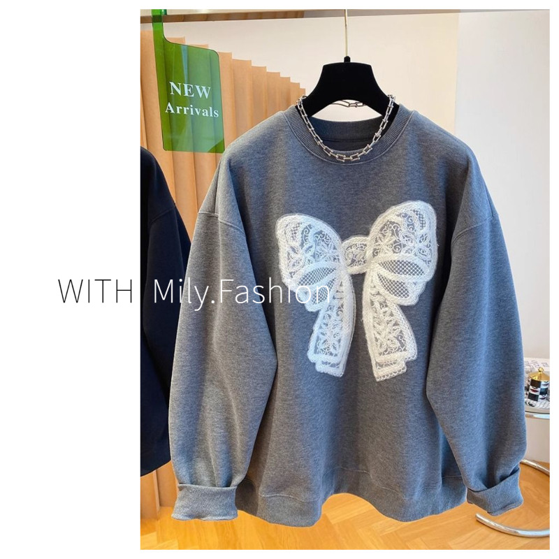 Milyfashion เสื้อสเวตเตอร์ผูกโบว์ลูกไม้ดูดีสุดๆที่ไหล่สำหรับสาวอวบ
