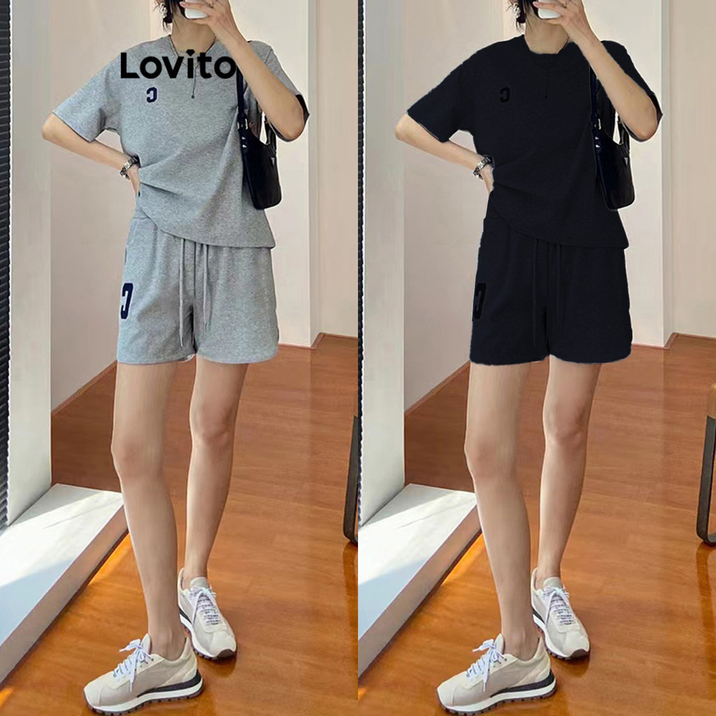 Lovito ชุดกางเกงขาสั้น รูดเชือก ปักลายตัวอักษร สำหรับสตรี LNA09235 (หลากสี)