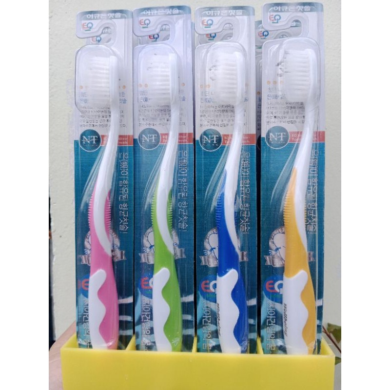 [Combo of 20] EQ Tech Wellbeing Nano Slive แปรงสีฟันปกป้องเหงือกและเหงือก