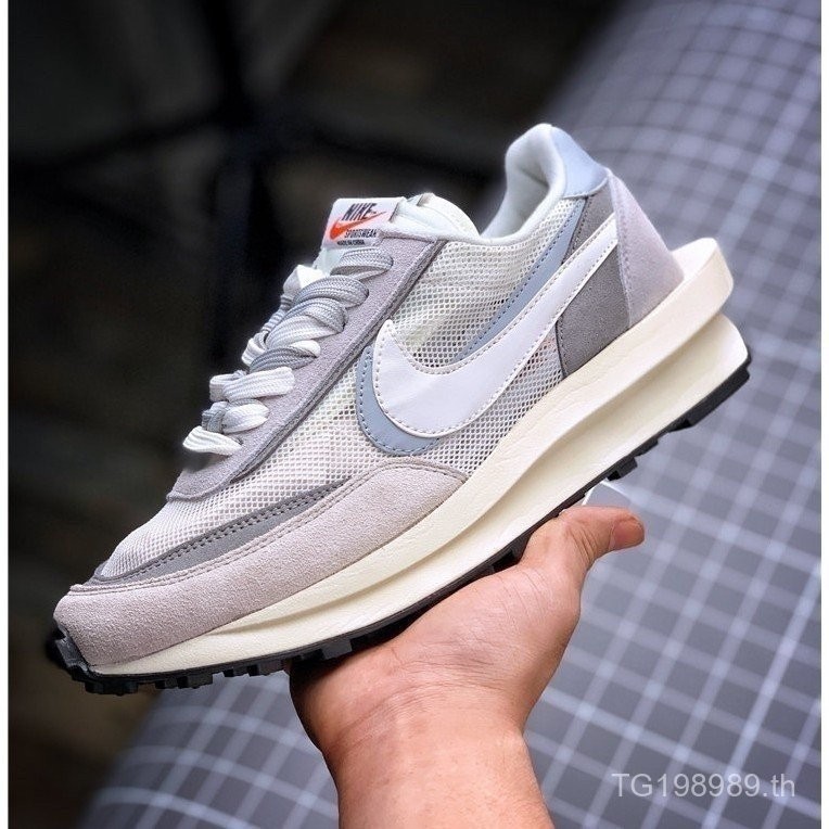 ถุงวาฟเฟิลสีขาว Sacai X Nike LDV ของแท้2024