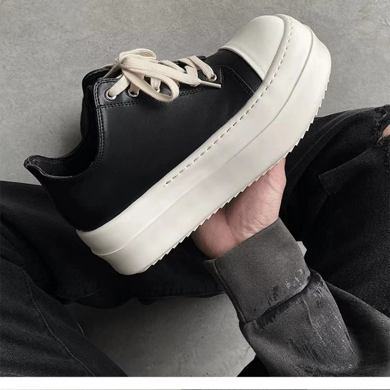 ยุโรปอเมริกัน Niche ของแท้หนัง Big Toe Daddy รองเท้า IG คู่รองเท้าผ้าใบลําลอง All-Match หนา Soled เพิ่มความสูงผู้ชายผู้หญิงรองเท้าสบายๆ