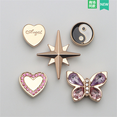 Crocs Jibbitz Metal Jibbitz Pearl Chain Shoe Buckle charm crocs High-grade Metal Heart Hole Shoe Accessories
