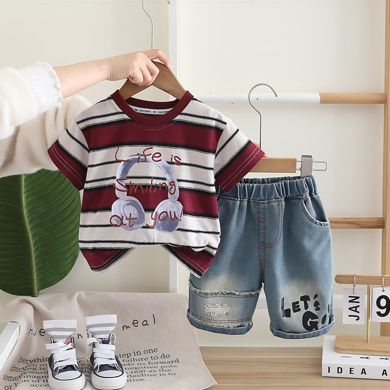 แฟชั่นฤดูร้อนใหม่เด็กทารกเสื้อผ้าเด็กสูทเด็กลายชุดหูฟัง โอ-คอเสื้อยืดกางเกงขาสั้นผ้ายีนส์2ชิ้น/เซ็ตเด็กวัยหัดเดินเสื้อผ้าเครื่องแต่งกายเด็ก ชุดวอร์ม