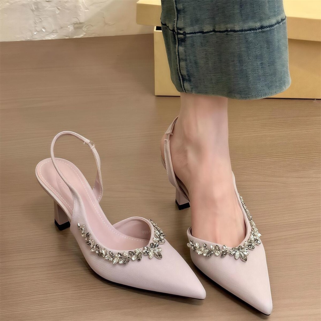 สินค้ามาใหม่ รองเท้าแตะส้นเข็มแฟชั่น รองเท้าสตรีเพชรวิบวับ สูง3นิ้ว ดีไซน์เก๋ ไซส์ 36-40 สวยมากคะ