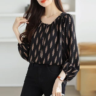 ในสต็อก Graceful Womens Long Puff Sleeve Round Neck Chiffon Top Loose Fit Ideal for Work หรือ Casual Wear