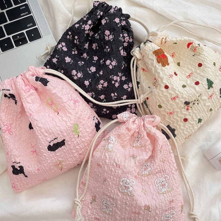 น่ารักการ์ตูนหมีเชอร์รี่ดอกไม้ เชือกรูด กระเป๋าจิปาถะออแกไนเซอร์กระเป๋าแบบพกพามัลติฟังก์ชั่กันฝุ่นลิปสติกถุงเก็บเหรียญมินิถุงผ้า