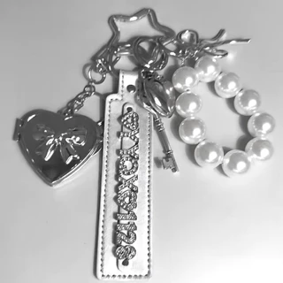 ชื่อที่กําหนดเอง Pu พวงกุญแจธุรกิจของขวัญ Y2K Key แขวนจี้รถ Key Chains โลหะแหวน DIY อุปกรณ์เสริม