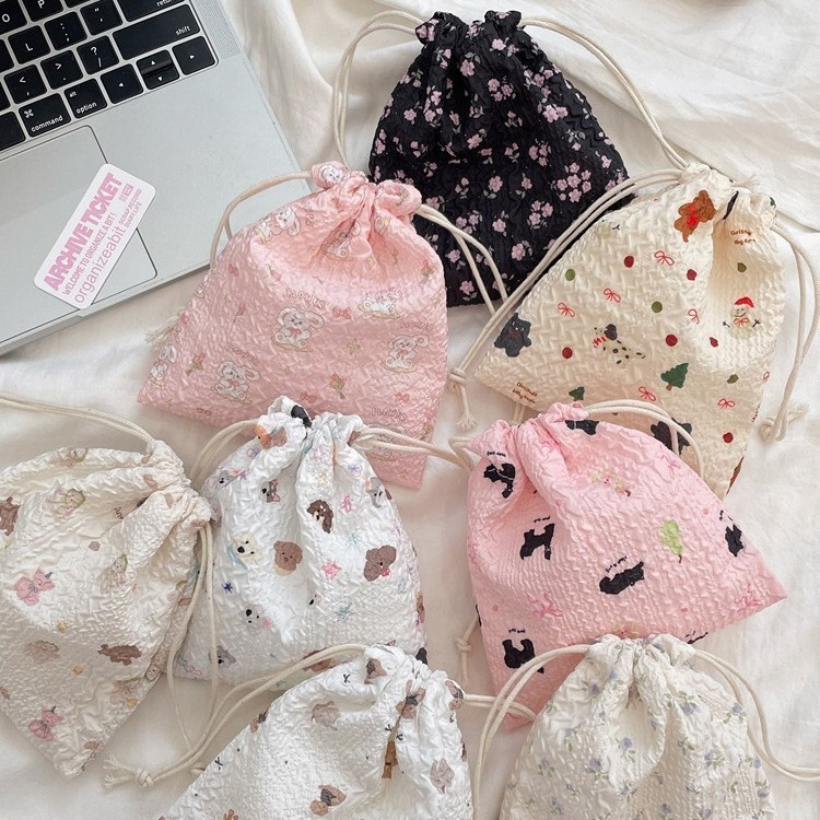 น่ารักการ์ตูนหมีเชอร์รี่ดอกไม้ เชือกรูด กระเป๋าจิปาถะออแกไนเซอร์กระเป๋าแบบพกพามัลติฟังก์ชั่กันฝุ่นลิปสติกถุงเก็บเหรียญมินิถุงผ้า