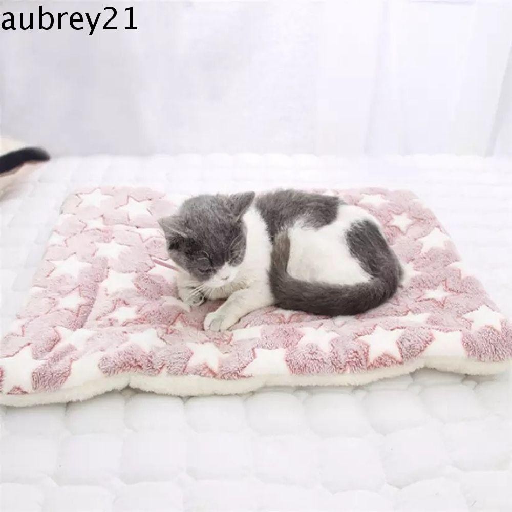 Aubrey1 ที่นอนแมวขนาดเล็กขนาดกลางขนาดใหญ่ Warm Fluffy สัตว์เลี้ยงฤดูหนาวอุปกรณ์ Sleeping Pet House Kitty สําหรับลูกแมว Puppy ที่นอนสุนัข