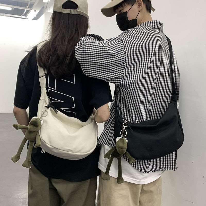 Taidu กระเป๋าสะพายเอียง ผู้ชายลายใหม่ เวลาว่าง กระเป๋าผ้าแคนวาสอเนกประสงค์
