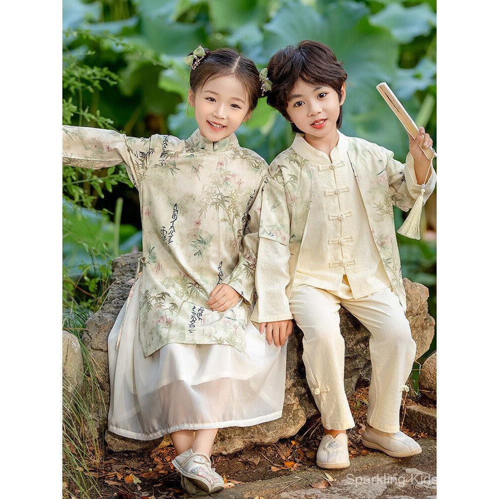 เสื้อผ้าจีนสำหรับเด็กชุด Hanfu สำหรับเด็ก CNY ชุด Hanfu สำหรับเด็กผู้หญิงฤดูใบไม้ผลิและฤดูใบไม้ร่วงชุดโบราณสำหรับเด็กผู้ชายชุด Tang สไตล์จีนบทกวีสำหรับนักเรียนอนุบาลชุดการแสดงกลางฤดูใบไม้ร่วง