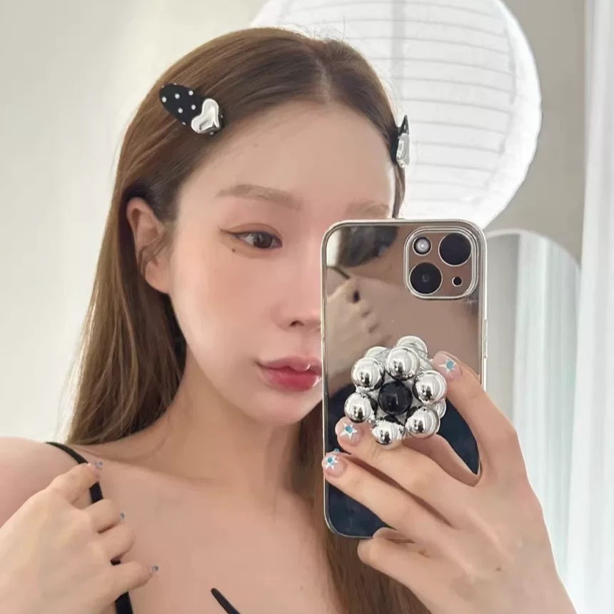 Mouga/Ouni สไตล์เดียวกัน Silver Love Bangs คลิปสีดํา Polka Dot Hairpin ผมหัก High-End ฝรั่งเศสด้านข้างคลิปอุปกรณ์เสริมผม - รูปที่ 4