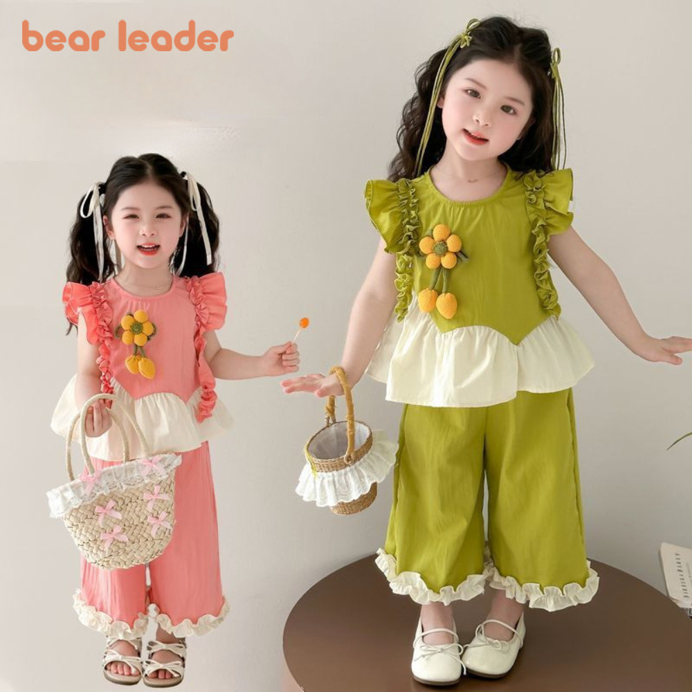 หมีผู้นําเกาหลีรุ่นบินแขน3ง ดอกไม้ประกบเสื้อยืด+ลูกไม้ตัดกางเกงสองชิ้นชุดสบายๆสาวเสื้อผ้าฤดูร้อนเด็กแฟชั่นสวมใส่