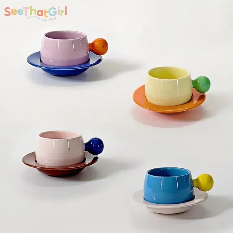 Creative Suspension ชุดถ้วยกาแฟ ins Niche Design หรูหรามูลค่าสูงถ้วยเซรามิคจานรองน้ําชายามบ่ายที่สวยงาม