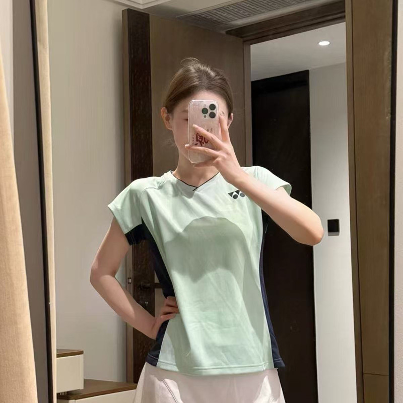 ใหม่ล่าสุด 2025 ใช่ มืออาชีพแบดมินตันย์ชุดกระโปรงแห้งเร็วระบายอากาศท็อปส์กระโปรงผู้หญิงสาวกีฬา - รูปที่ 2