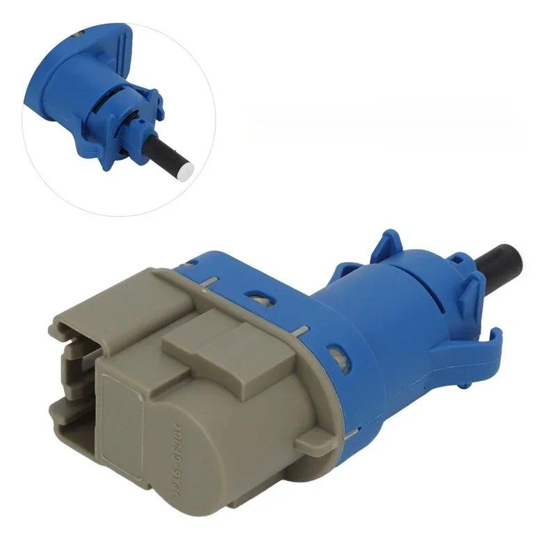 รถ Stoplight สวิทช์ 7E5Z13480A ไฟเบรคสําหรับ Ford Falcon BA BF FGX Territory SX SY SZ