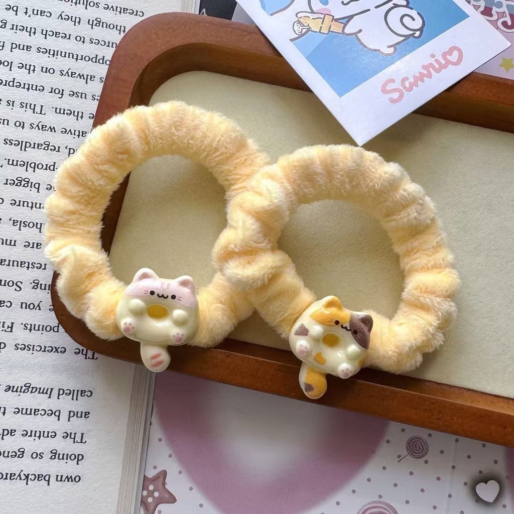 2025 เชือกขนแมวสีเหลืองครีม น่ารัก มิลค์กี้ เชือกหัวยืดหยุ่นสูง