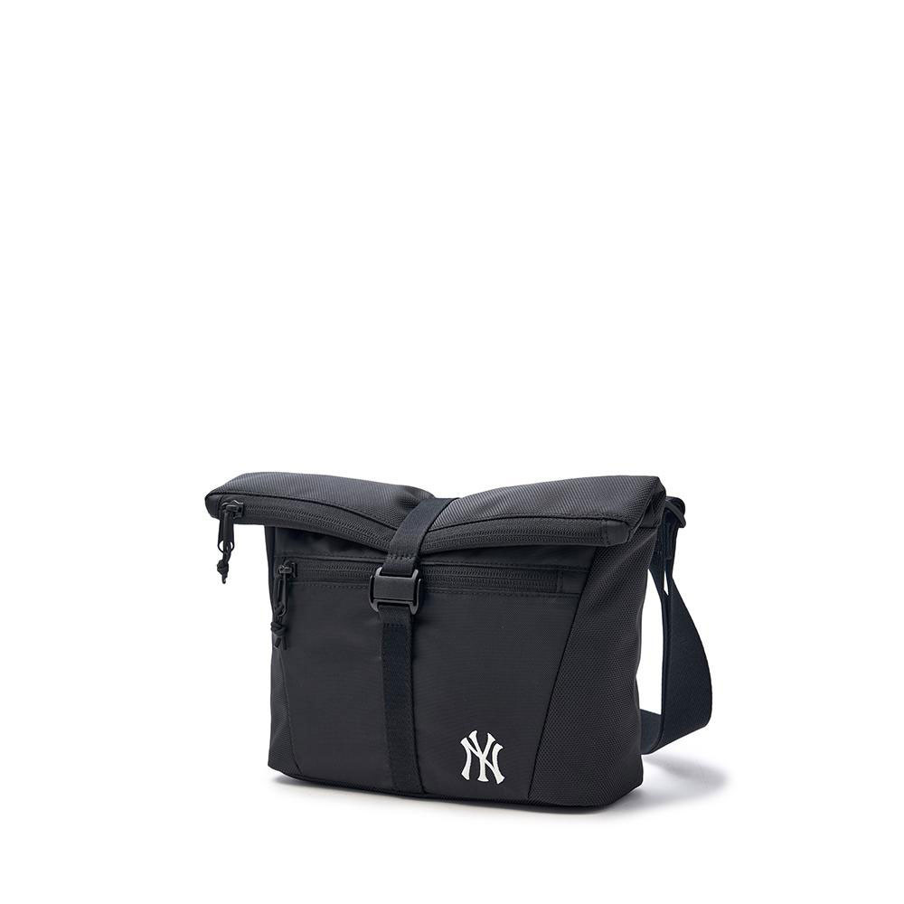 MLB กระเป๋าสะพายข้าง ยูนิเซ็กส์ Unisex Basic Gorpcore Crossbody Bag รุ่น 3ACRB025N 50BKS สีดำ