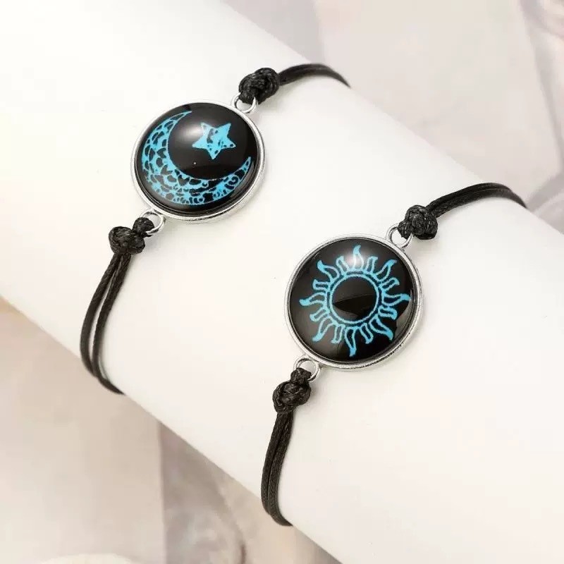 2025 ใหม่สร้อยข้อมือปรับได้สีฟ้าลําลองแฟชั่นของขวัญสําหรับคู่รักนักเรียนอินเทรนด์อุปกรณ์เสริม