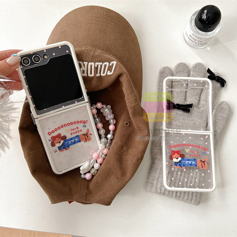 Instagram สไตล์น่ารัก Polka Dot Puppy เคสโทรศัพท์พร้อมสร้อยข้อมือ Samsung Galaxy Z Flip 6 Z Flip 5 Z Flip 4 Z Flip 3 ตรงขอบ Hard Shock Protection ปลอก Flip6 Flip5