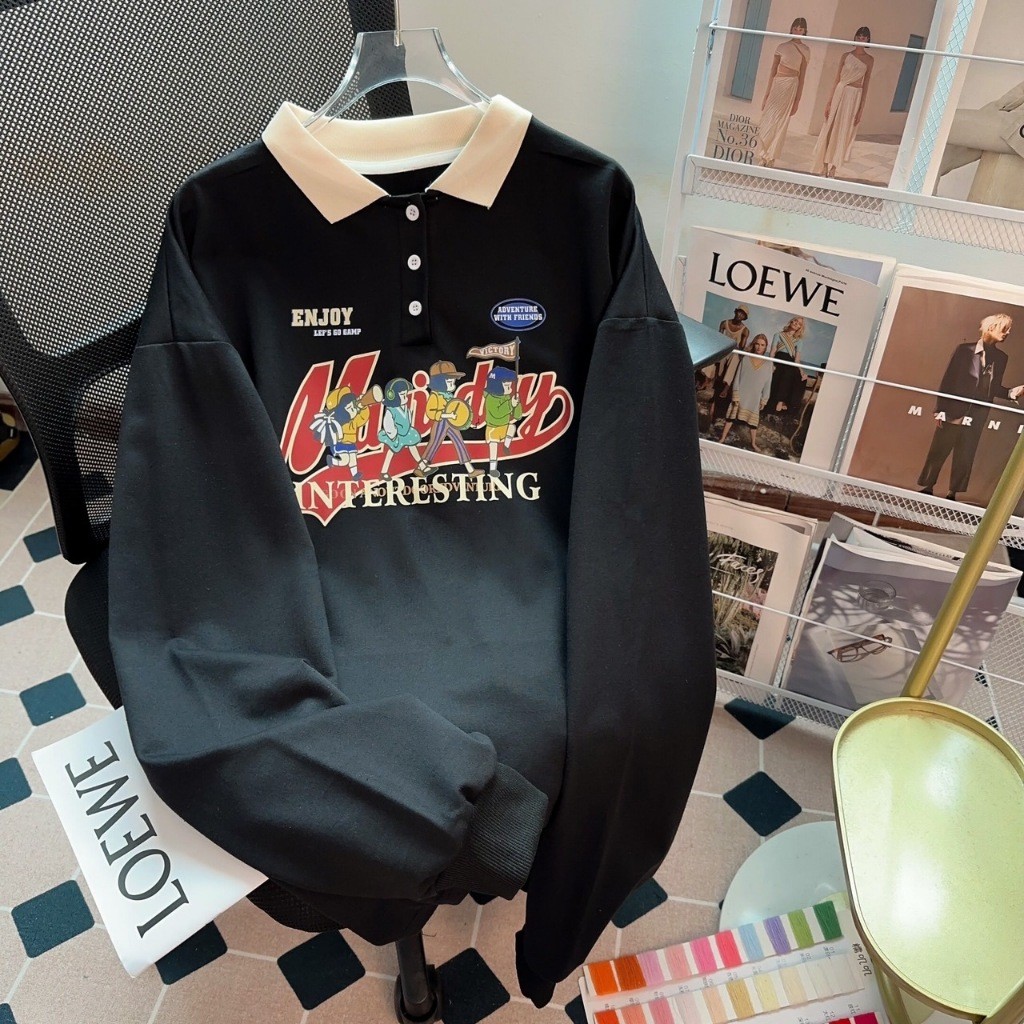 เสื้อแขนยาวคอปก Oversize (อก 50-60 นิ้ว) สกรีนลายคน 4 คนด้านหน้า ผ้าคอตตอล ผ้าไม่ยืด B93