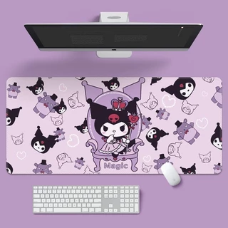 [คลังสินค้าพร้อม] แผ่นรองเมาส์ Kuromi แป้นพิมพ์คอมพิวเตอร์ขนาดใหญ่การ์ตูนโน๊ตบุ๊คเย็บการเรียนรู้การเขียนแผ่นรองโต๊ะสาวน่ารักนักเรียน สินค้า สํานักงานของขวัญ
