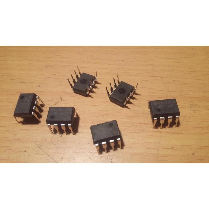 ชิ้นส่วน IC NE5532P NE5532 P NE 5532 P Texas Instrument dot อุปกรณ์ไฟฟ้า