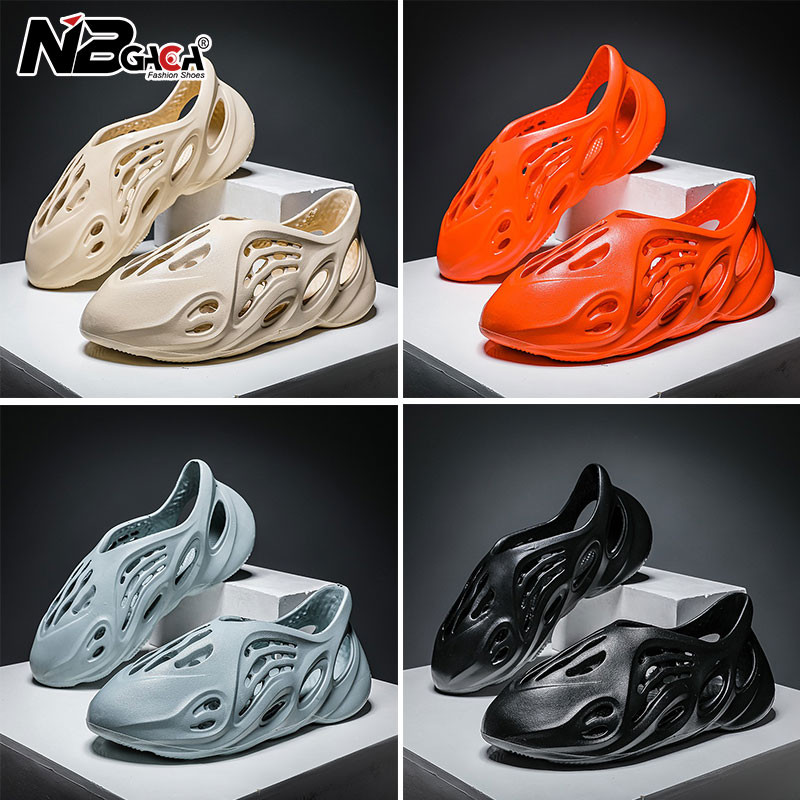 ขนาดใหญ่ 22-45  ฤดูร้อนใหม่รองเท้าแตะชายหาดเด็ก Hollow Out Breathable สบายรองเท้าลําลองอินเทรนด์แฟชั่นวัสดุ EVA รองเท้าแตะ