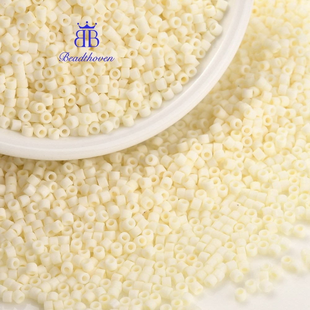 10g กระบอกเมล็ดลูกปัด Frosted สีขนาด Cornsilk 2x1.3 ~ 1.5 มม.: 0.8 ~ 1 มม.ประมาณ 888 ชิ้น/10 กรัม